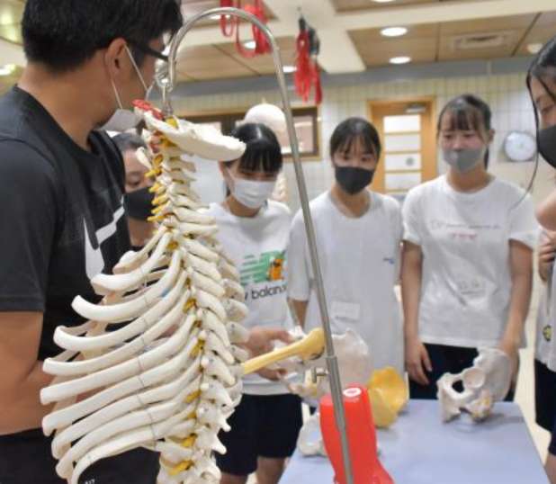 兵庫県立芦屋高等学校